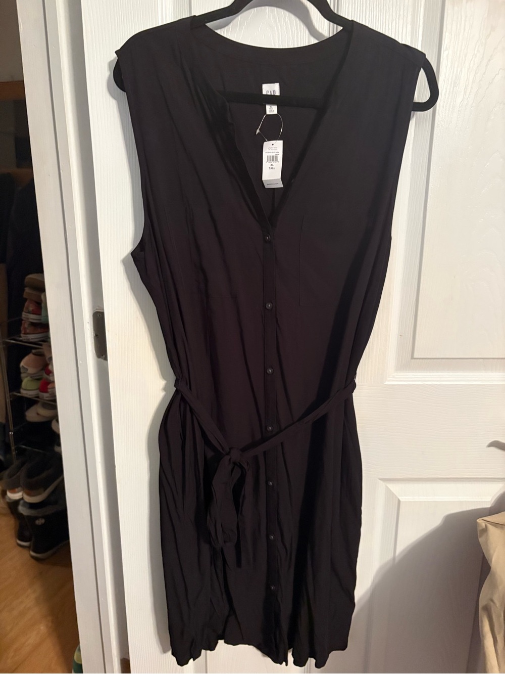 GAP factory Black Sleeveless Button-Front Midi Dress with Tie Waist rayon